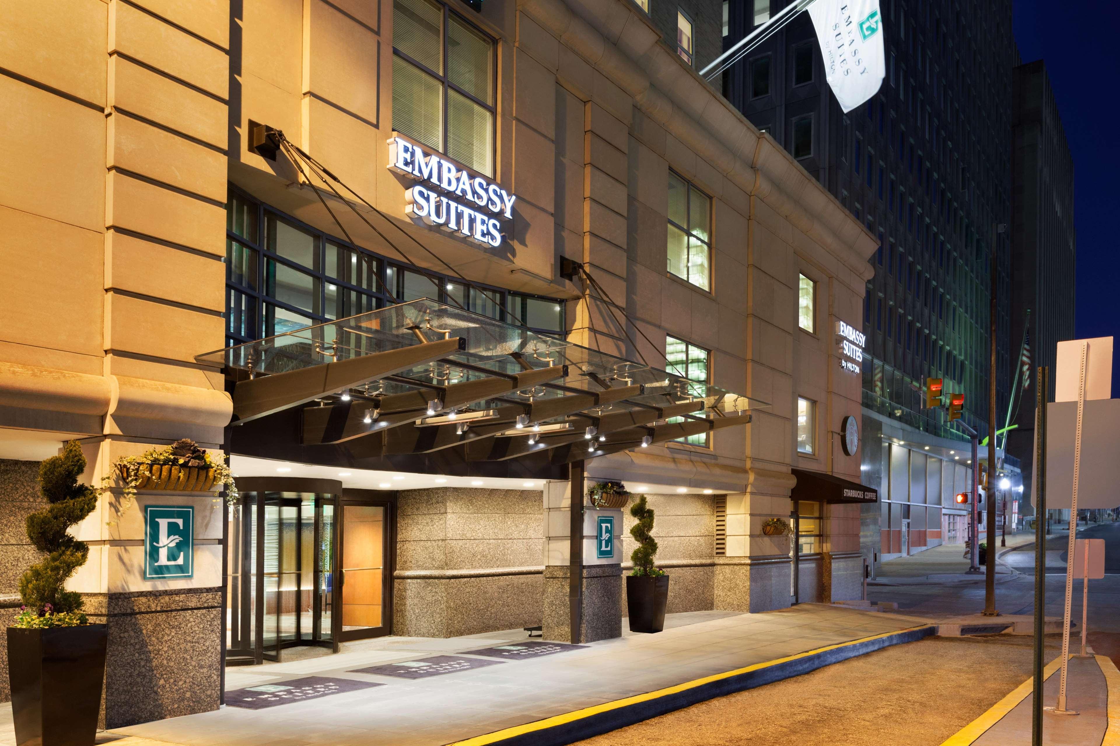Embassy Suites Baltimore Inner Harbor Exteriör bild