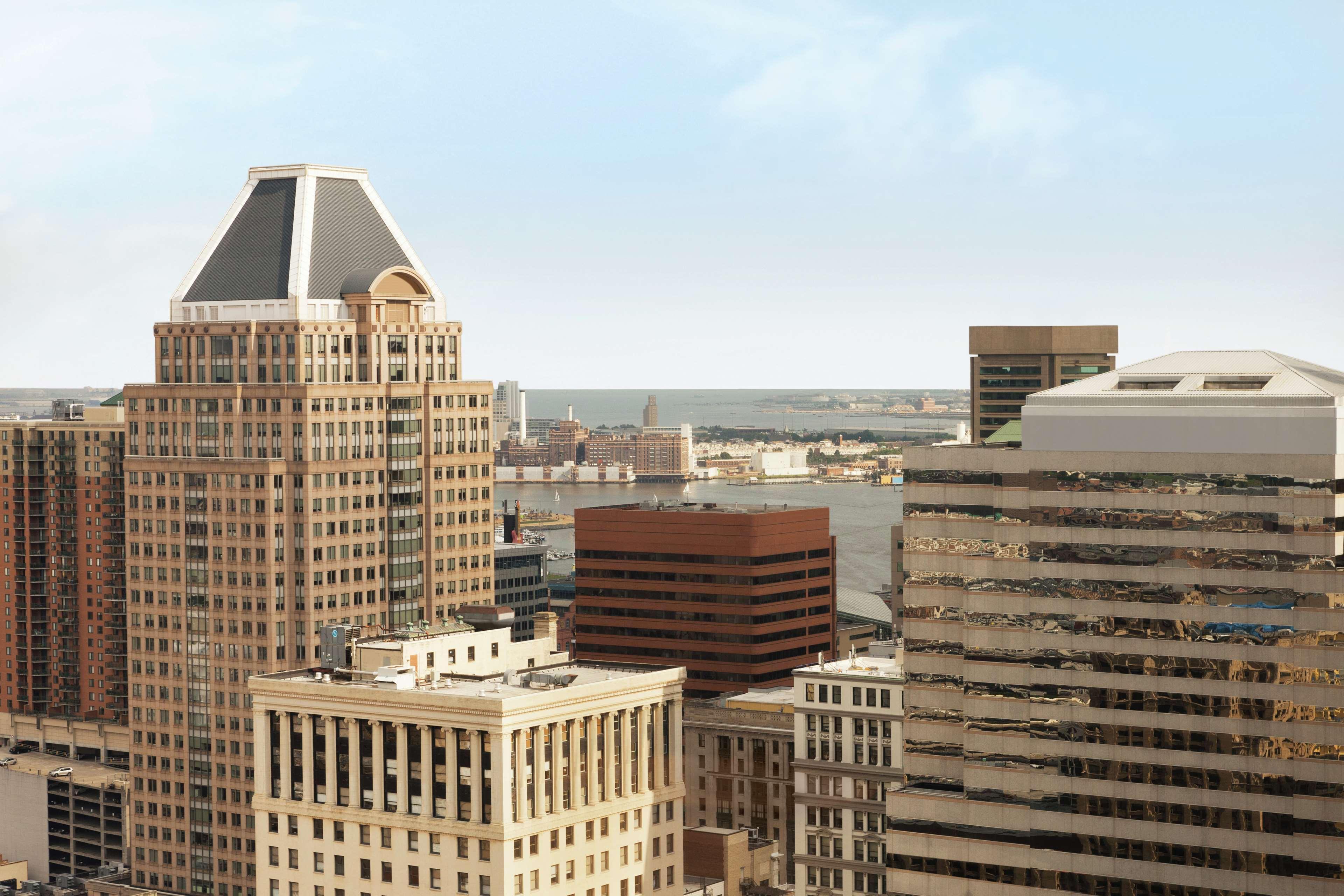 Embassy Suites Baltimore Inner Harbor Exteriör bild